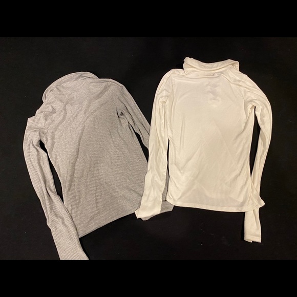 Hollister ribbed long sleeve polo bundle - Picture 2 of 4